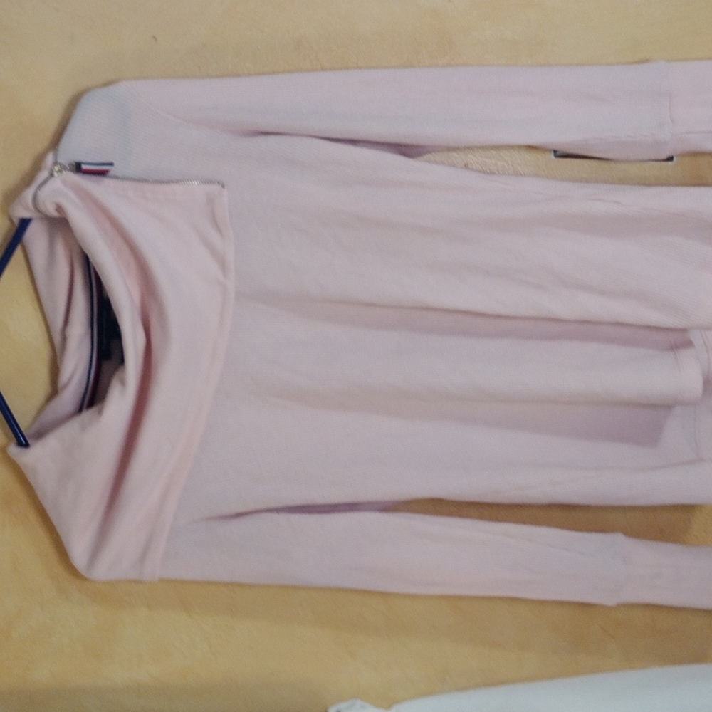 Women's Tommy Hilfiger long sleeve waffle material size S